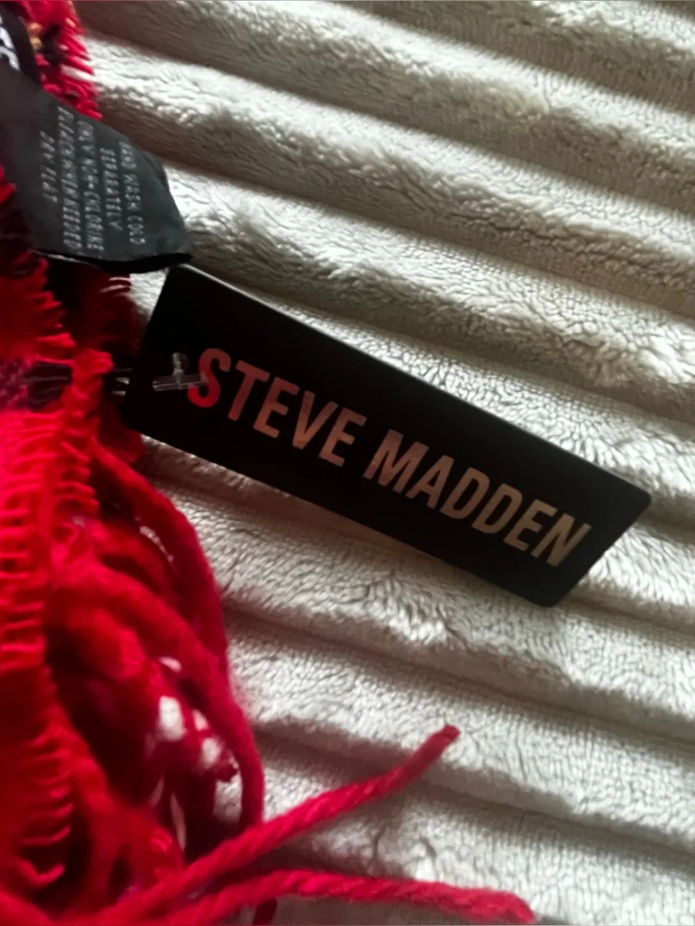 Steve Madden red plaid scarf ♡